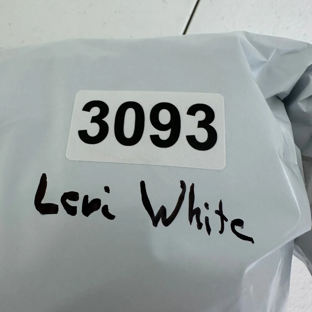 Levis before purchasing